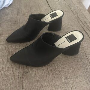 Dolce Vita Mules
